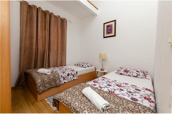 Apartment A3, for 6 persons