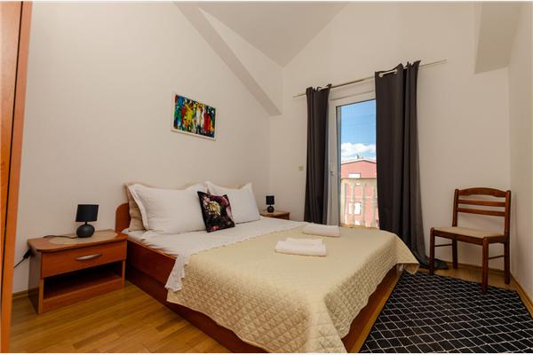 Apartment A3, for 6 persons