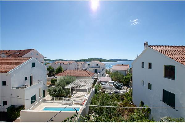 Apartment A3, for 6 persons