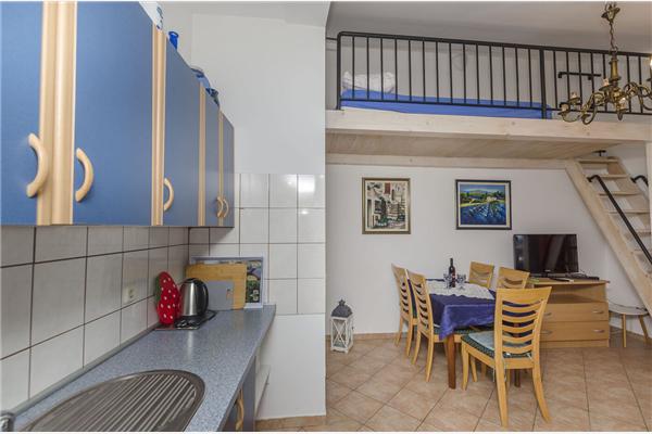 Apartment A4, for 3 persons