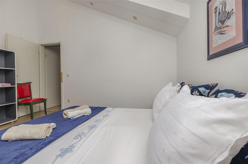 Apartment A4, for 3 persons