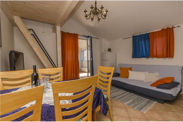 Apartment A4, for 3 persons