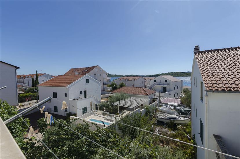 Apartment A4, for 3 persons