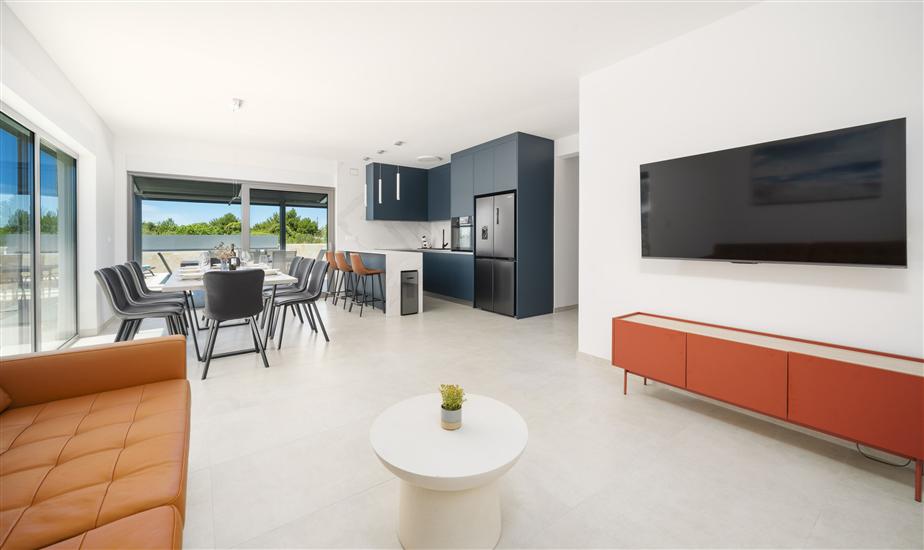 House K1, for 11 persons