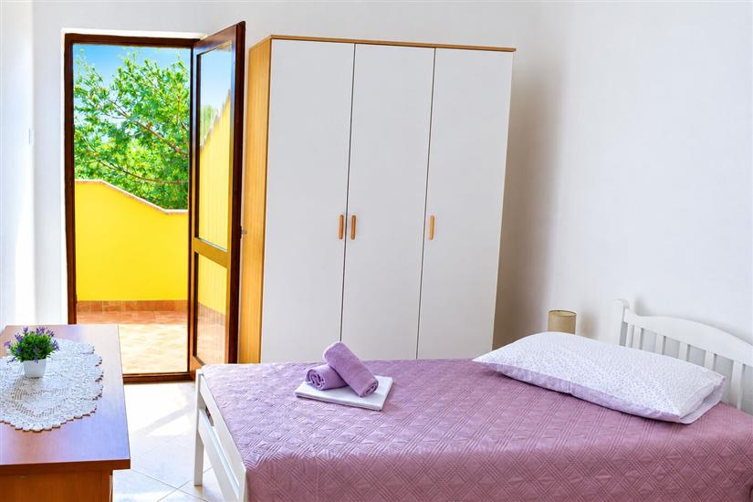 Apartment A1, for 8 persons