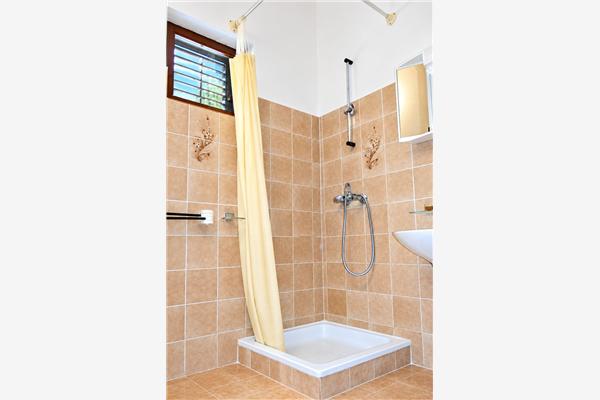 Apartment A1, for 8 persons