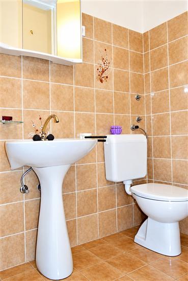 Apartment A1, for 8 persons