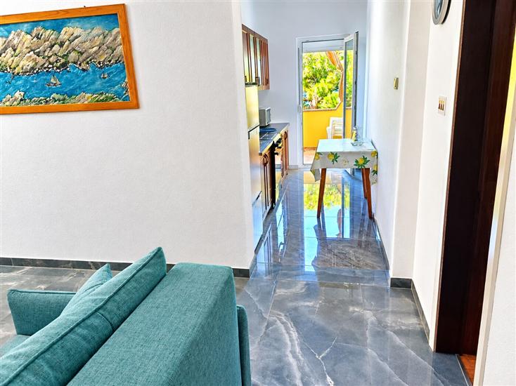 Apartment A1, for 8 persons