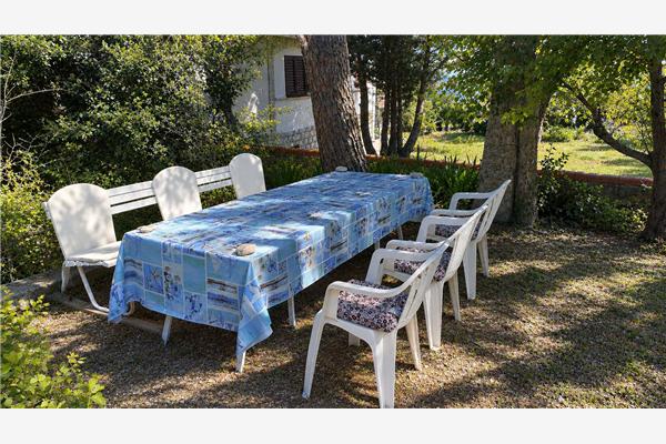 Apartment A1, for 5 persons