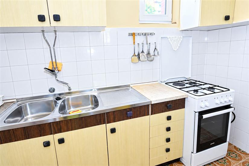 Apartment A1, for 6 persons