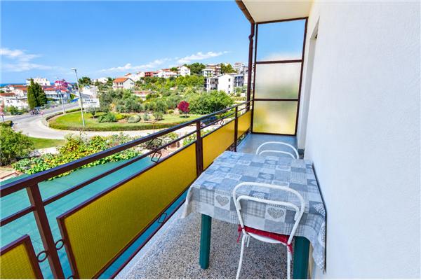 Apartment A1, for 6 persons