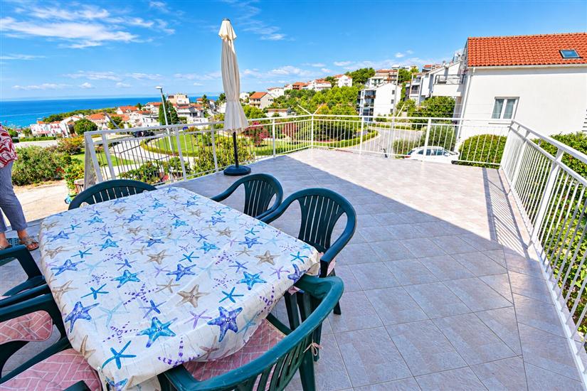 Apartment A1, for 6 persons