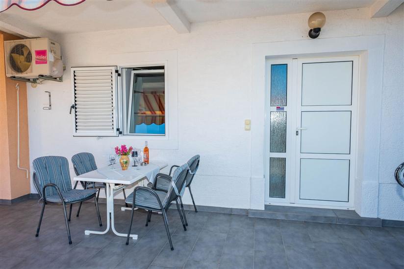 Apartment A2, for 4 persons