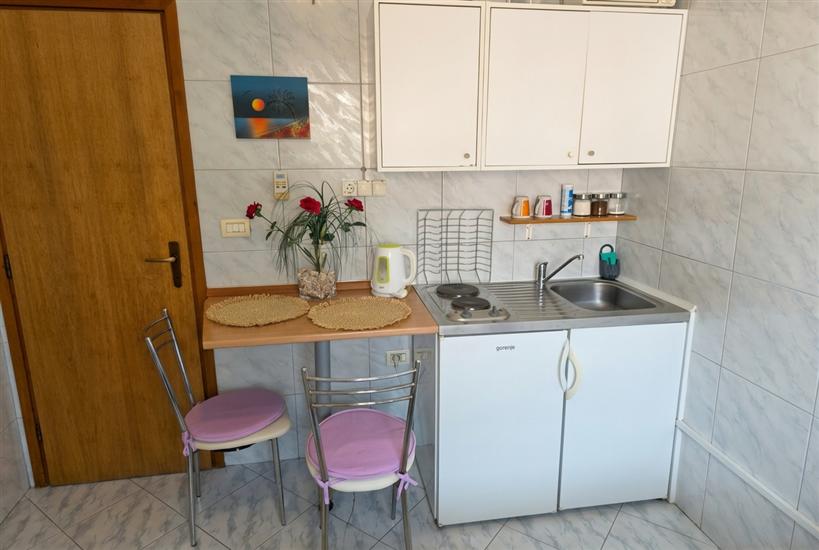 Room S1, for 2 persons