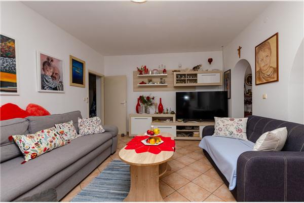 Apartment A2, for 7 persons