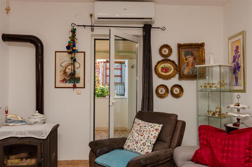 Apartment A2, for 7 persons