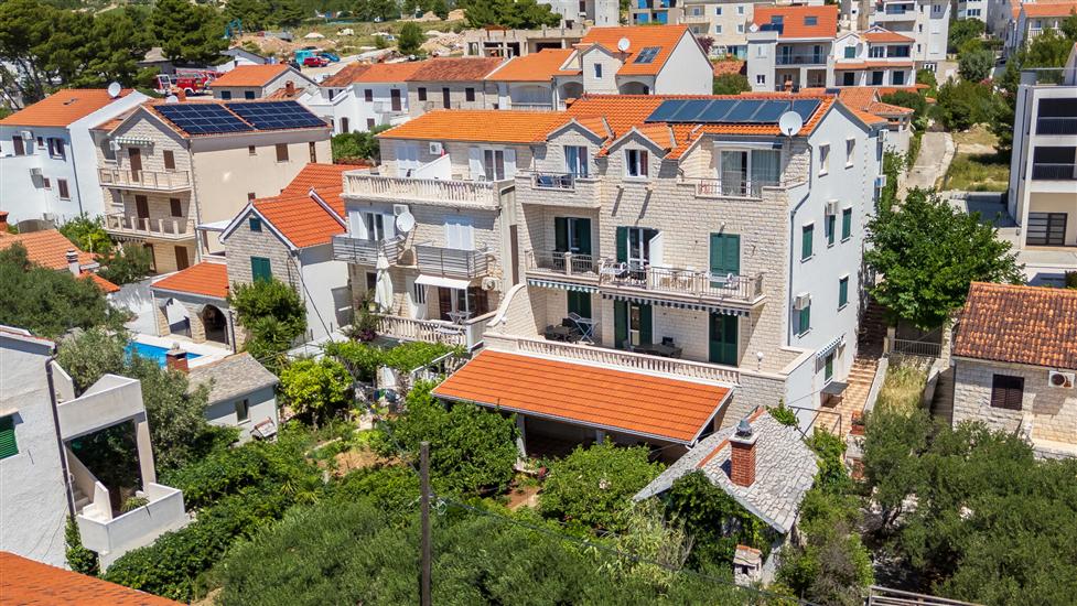 Apartments and Room Villa Niko