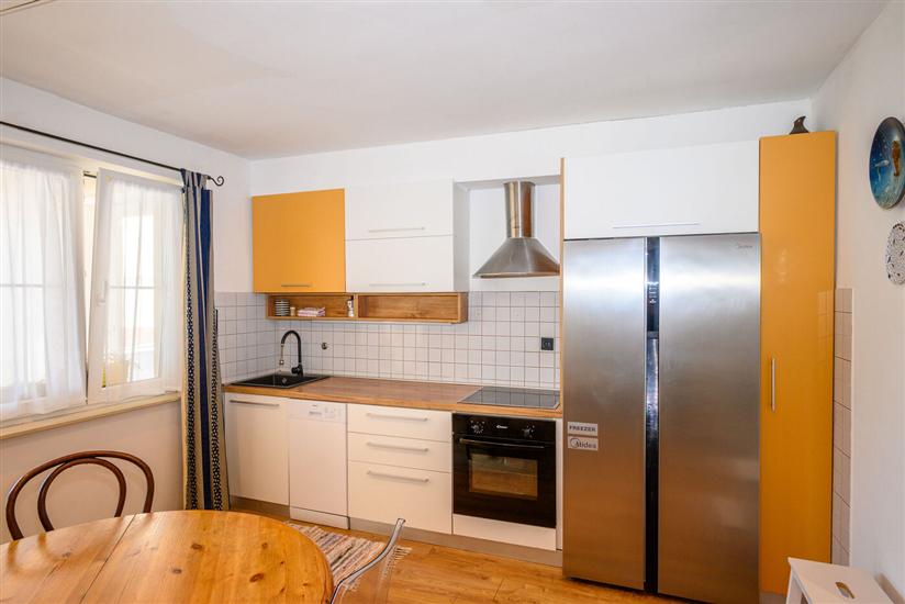 Apartment A1, for 5 persons