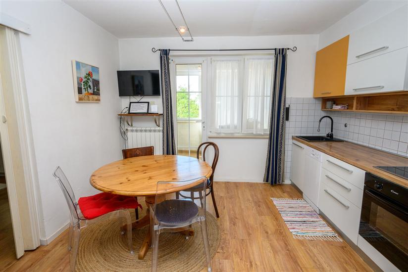 Apartment A1, for 5 persons