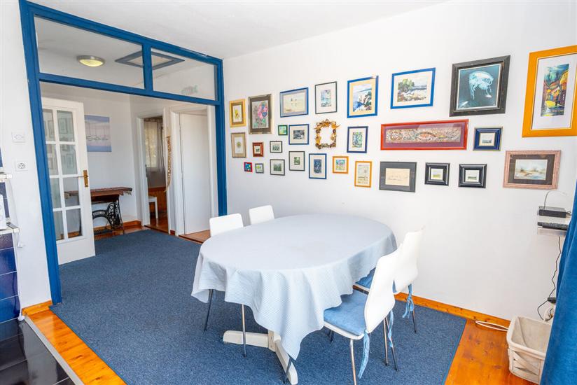 Apartment A2, for 5 persons