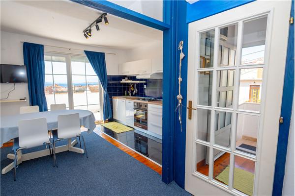 Apartment A2, for 5 persons