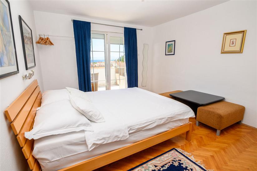 Apartment A2, for 5 persons
