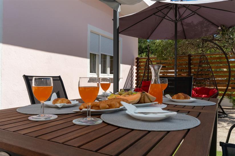Apartment A1, for 4 persons