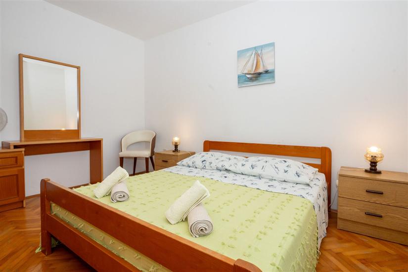Apartment A1, for 7 persons