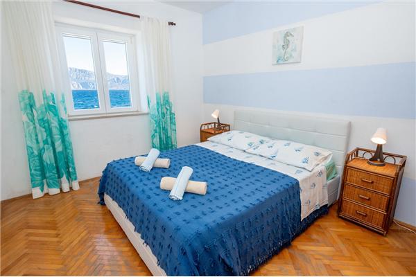 Apartment A1, for 7 persons