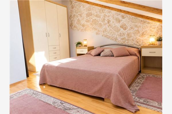 Apartment A2, for 5 persons