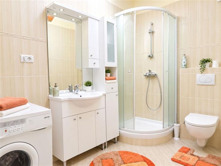 Apartment A2, for 5 persons