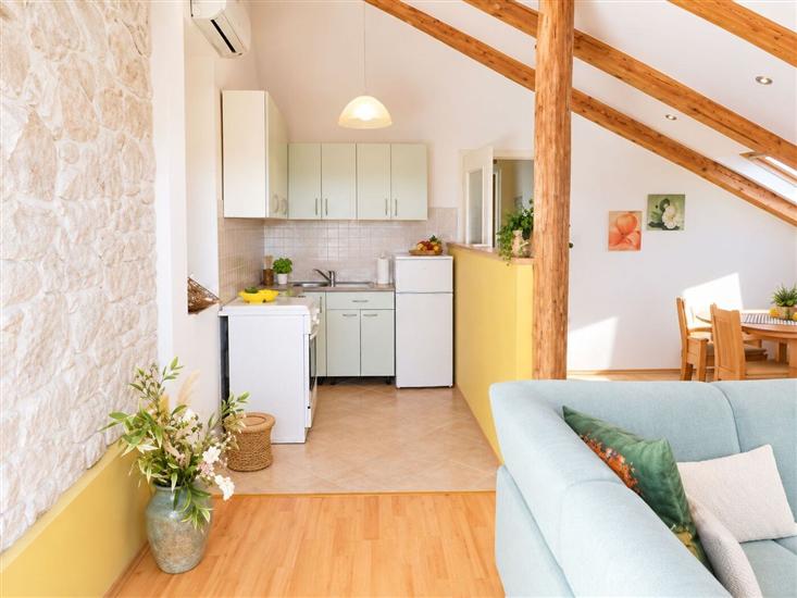 Apartment A2, for 5 persons