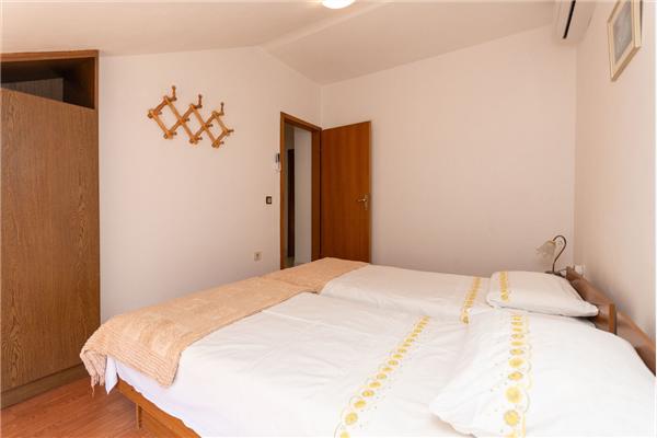 Apartment A3, for 4 persons