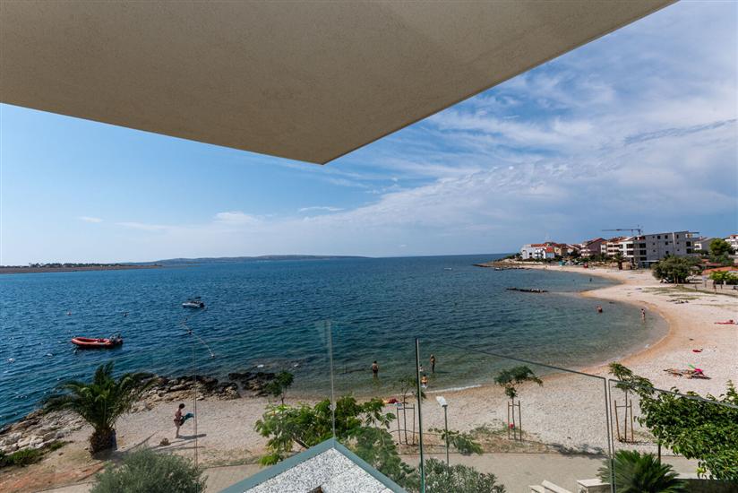 Apartment A2, for 5 persons