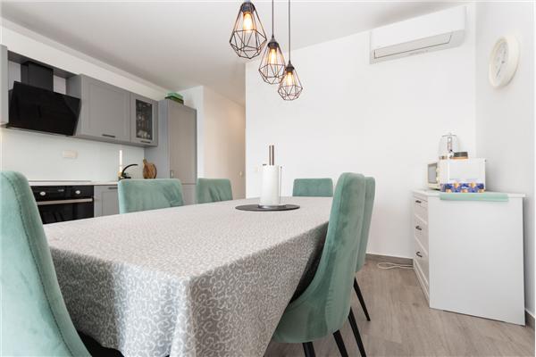 Apartment A2, for 5 persons