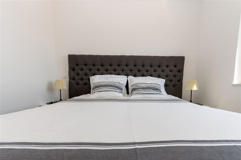 Apartment A2, for 5 persons