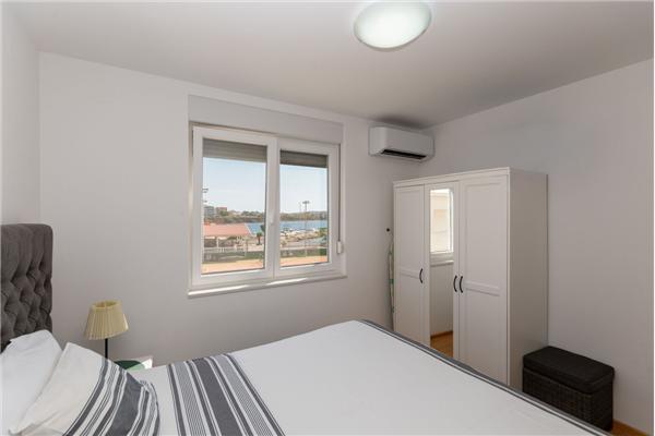 Apartment A2, for 5 persons