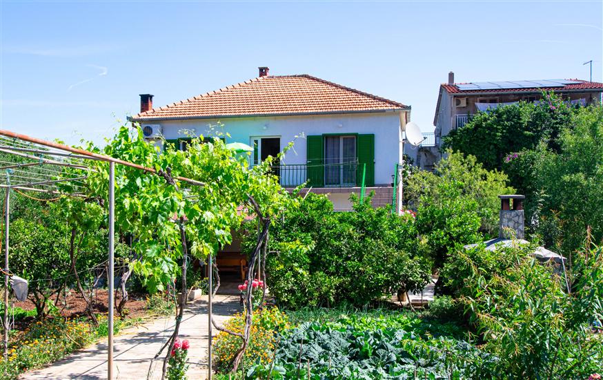 Apartmaj Rade