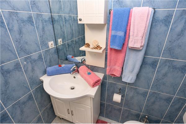 Apartment A3, for 5 persons