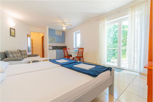 Apartment A1, for 3 persons