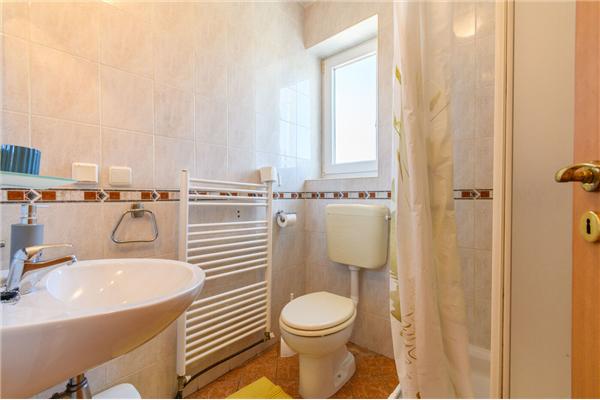 Apartment A4, for 3 persons