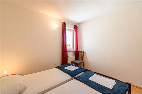 Apartment A5, for 4 persons