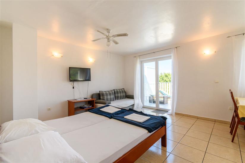 Apartment A5, for 4 persons