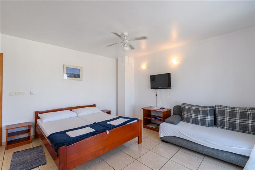 Apartment A5, for 4 persons