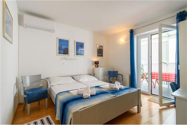 Apartment A6, for 2 persons