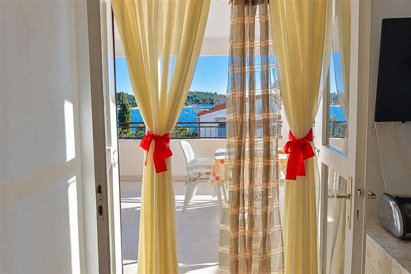 Apartment A2, for 5 persons