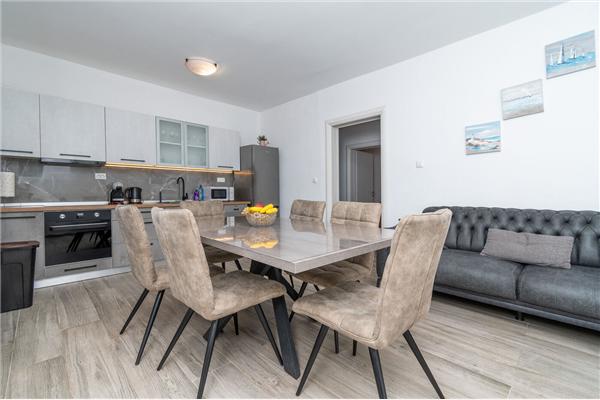 Apartment A1, for 7 persons