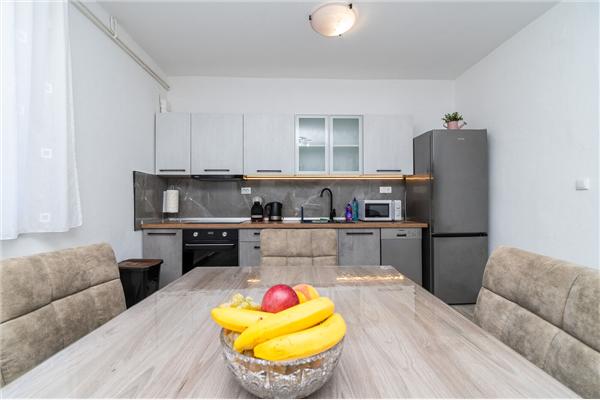Apartment A1, for 7 persons