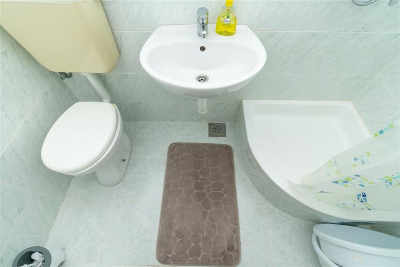 Apartment A1, for 7 persons