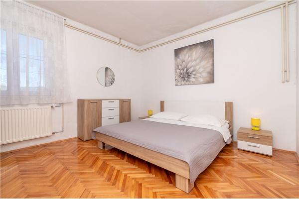 Apartment A1, for 7 persons